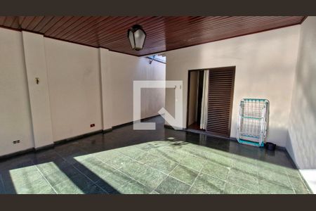 Casa à venda com 3 quartos, 177m² em Jordanópolis, São Paulo