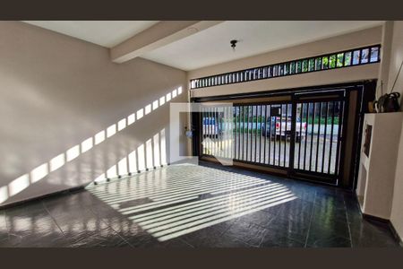 Casa à venda com 3 quartos, 177m² em Jordanópolis, São Paulo