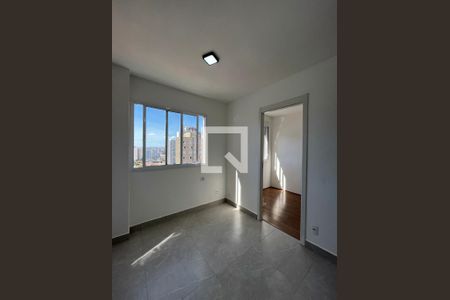 Sala/cozinha de apartamento para alugar com 2 quartos, 34m² em Ipiranga, São Paulo