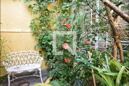 Casa à venda com 2 quartos, 200m² em Cerqueira César, São Paulo