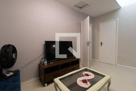 Sala 1 de casa para alugar com 2 quartos, 120m² em Alto da Xv, Curitiba