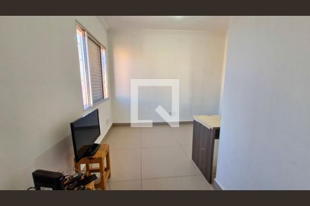 Casa à venda com 2 quartos, 171m² em Campo Grande, São Paulo