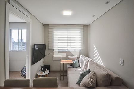 Sala/Cozinha/Área de Serviço de apartamento para alugar com 2 quartos, 38m² em Parque Bristol, São Bernardo do Campo