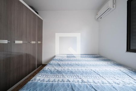 Quarto de casa para alugar com 3 quartos, 120m² em Vila Dalila, São Paulo