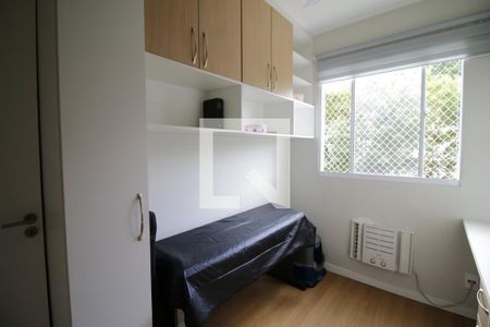  Quarto 1 de apartamento para alugar com 2 quartos, 45m² em Taquara, Rio de Janeiro