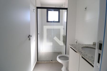 Banheiro Social de apartamento para alugar com 2 quartos, 67m² em Granja Marileusa, Uberlândia