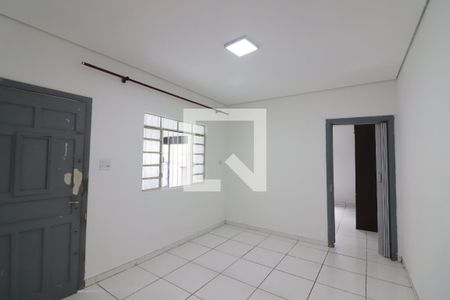 Sala 1 de casa para alugar com 2 quartos, 150m² em Vila Mariza, São Bernardo do Campo