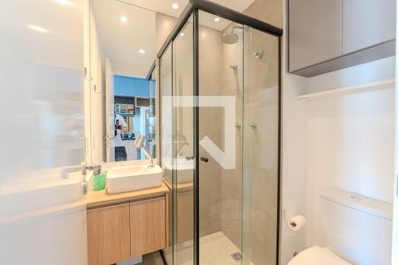 Banheiro de kitnet/studio para alugar com 1 quarto, 24m² em Bela Vista, São Paulo