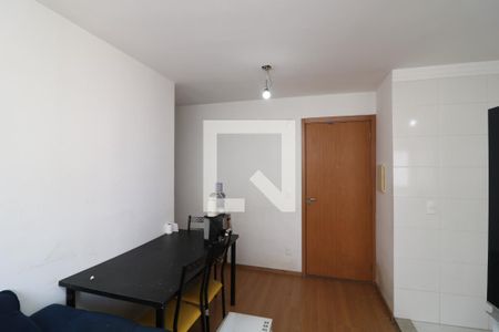 Sala de apartamento para alugar com 2 quartos, 6m² em Cidade São Mateus, São Paulo