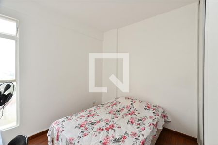 Quarto 2 de apartamento para alugar com 3 quartos, 63m² em Carlos Prates, Belo Horizonte
