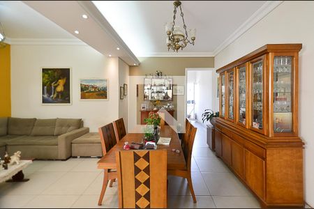 Sala Ambientes de apartamento para alugar com 4 quartos, 200m² em Esplanada, Belo Horizonte