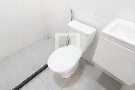 Banheiro de casa para alugar com 1 quarto, 36m² em Campo Grande, Rio de Janeiro