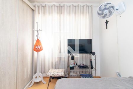 Quarto 1 de apartamento à venda com 2 quartos, 69m² em Teresópolis, Porto Alegre