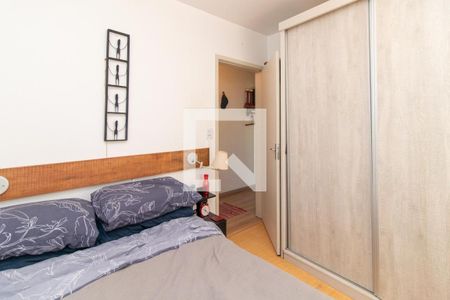 Quarto 1 de apartamento à venda com 2 quartos, 69m² em Teresópolis, Porto Alegre