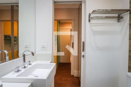 Banheiro da Suite de apartamento para alugar com 2 quartos, 94m² em Jardim Lar Sao Paulo, São Paulo