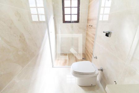 Banheiro da Suíte de casa à venda com 3 quartos, 140m² em Vila Jacuí, São Paulo