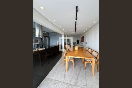 Cozinha de apartamento à venda com 2 quartos, 150m² em Boa Vista, Belo Horizonte