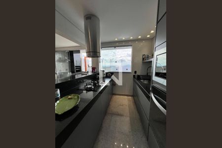 Cozinha de apartamento à venda com 2 quartos, 150m² em Boa Vista, Belo Horizonte
