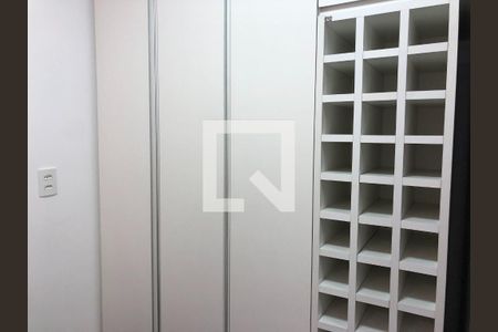 Quarto de casa para alugar com 4 quartos, 470m² em Morada dos Pássaros, Barueri