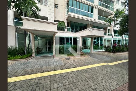 Apartamento para alugar com 3 quartos, 111m² em Serrinha, Goiânia