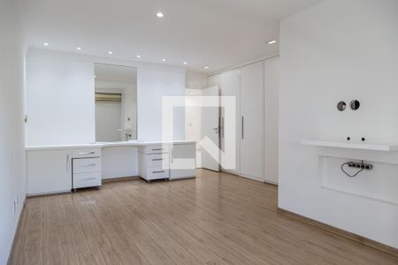 Quarto Suíte 1 de apartamento à venda com 3 quartos, 185m² em Santo Amaro, São Paulo