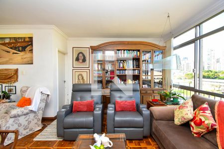 Sala de estar de apartamento à venda com 3 quartos, 138m² em Paraíso, São Paulo