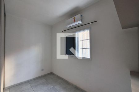 Quarto 1 de casa de condomínio para alugar com 2 quartos, 57m² em Nova Mirim, Praia Grande