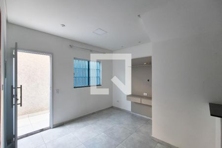 Sala de casa de condomínio para alugar com 2 quartos, 57m² em Nova Mirim, Praia Grande