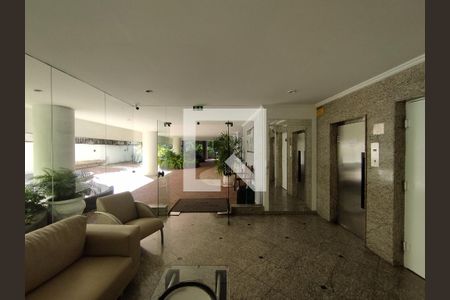 Hall de entrada de apartamento para alugar com 1 quarto, 49m² em Paraíso, São Paulo