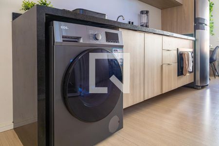 Sala/Quarto/Cozinha de kitnet/studio para alugar com 1 quarto, 25m² em Itaim Bibi, São Paulo