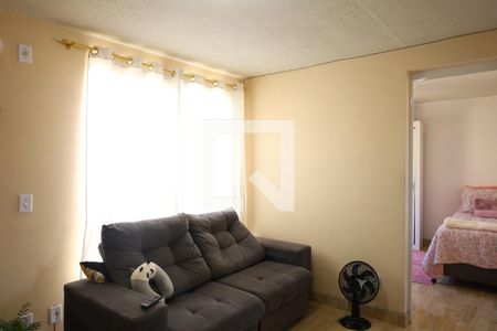 Sala de apartamento à venda com 2 quartos, 45m² em Conjunto Residencial José Bonifácio, São Paulo