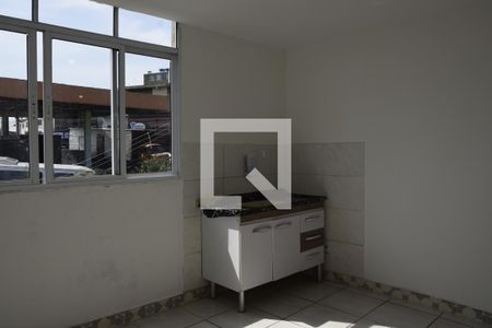 Cozinha de casa para alugar com 2 quartos, 45m² em Jardim Santa Emília, Embu das Artes
