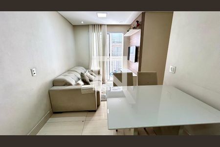Sala de apartamento para alugar com 2 quartos, 56m² em Jardim Bela Vista, Guarulhos