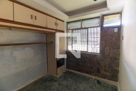 Quarto 2 de apartamento para alugar com 2 quartos, 45m² em Santa Rosa, Niterói