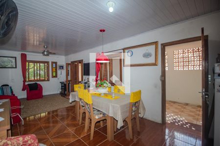 Sala de casa à venda com 3 quartos, 300m² em São José, Porto Alegre