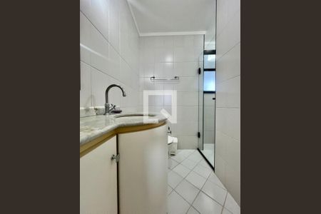 Banheiro de apartamento à venda com 2 quartos, 64m² em Jardim Primavera, Campinas