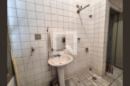 Banheiro de apartamento à venda com 1 quarto, 40m² em Centro Histórico de São Paulo, São Paulo