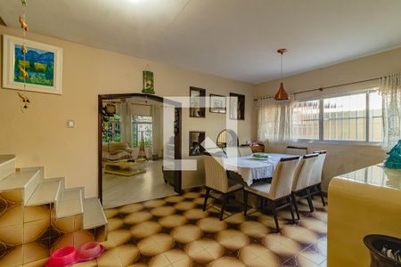 Casa à venda com 3 quartos, 280m² em Americanópolis, São Paulo