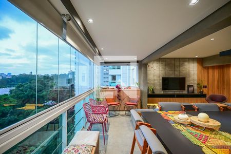 Varanda de apartamento à venda com 3 quartos, 110m² em Parque do Morumbi, São Paulo
