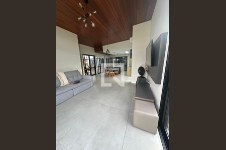Sala de casa para alugar com 3 quartos, 200m² em Morro das Pedras, Florianópolis