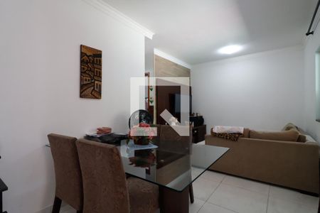 Casa à venda com 3 quartos, 73m² em Vila Dalila, São Paulo