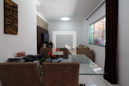 Sala de casa à venda com 3 quartos, 73m² em Vila Dalila, São Paulo