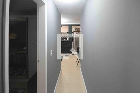 Corredor de apartamento à venda com 2 quartos, 49m² em Jardim Santa Teresinha, São Paulo