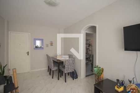 Sala de apartamento para alugar com 2 quartos, 62m² em Sete Pontes, São Gonçalo