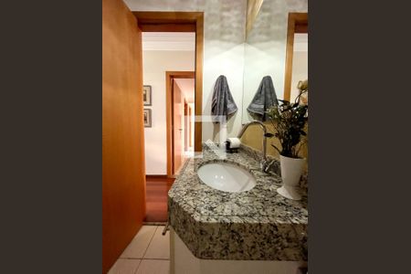 Lavabo de apartamento à venda com 4 quartos, 130m² em Nova Campinas, Campinas