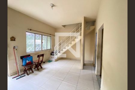 Casa à venda com 2 quartos, 150m² em Água Santa, Rio de Janeiro