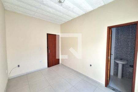 Quarto de casa para alugar com 1 quarto, 79m² em Xerém, Duque de Caxias