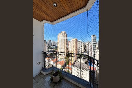 Varanda de apartamento para alugar com 2 quartos, 70m² em Vila Nova Conceição, São Paulo