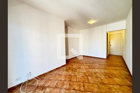 Sala de apartamento para alugar com 2 quartos, 70m² em Vila Nova Conceição, São Paulo