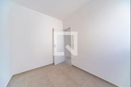 Quarto 1 de casa para alugar com 2 quartos, 60m² em Condomínio Maracanã, Santo André